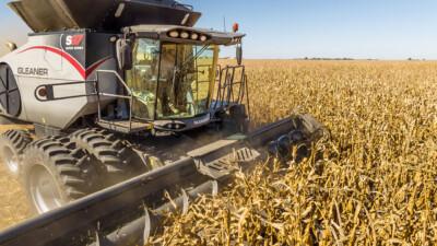 Peace of mind for the farmer – AGCO Power combine engines keep dark clouds at bay